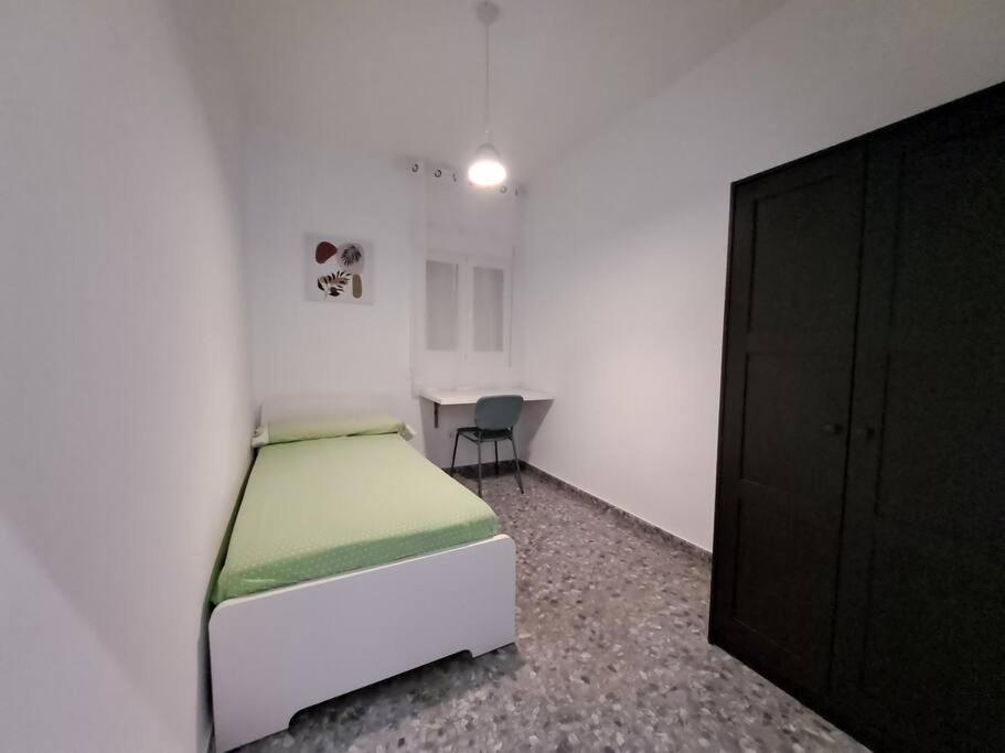 Altamira White & Bright Apartment Almeria Exterior photo