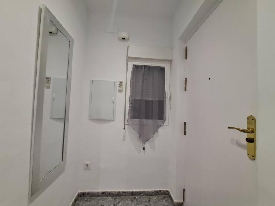 Altamira White & Bright Apartment Almeria Exterior photo